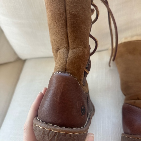 Børn Handcrafted Shearling-Lined Leather Boots — Women’s Size 8 - Picture 6 of 11